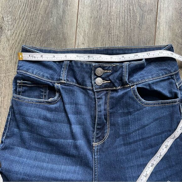 Cello High Rise Skinny Jeans Frayed Hem Lightly Distressed Size 9 Dark Blue - Picture 6 of 11